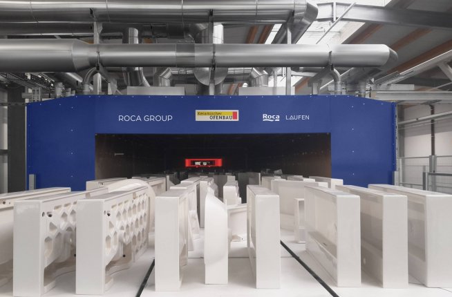Grupa Roca oddała do użytku pierwszy na świecie elektryczny piec tunelowy do produkcji ceramiki sanitarnej